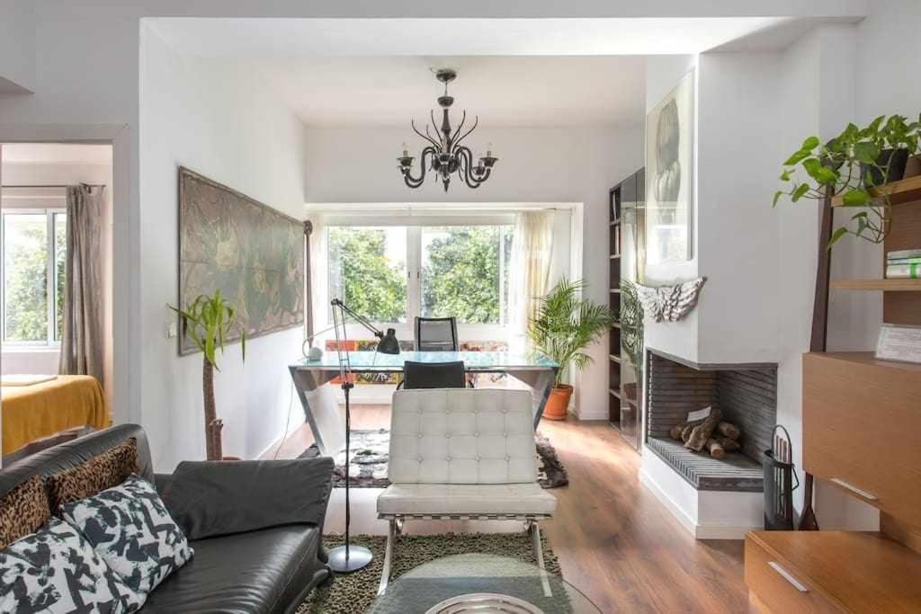 Lujoso Apartamento Con Patio En Triana Sevilla Zewnętrze zdjęcie