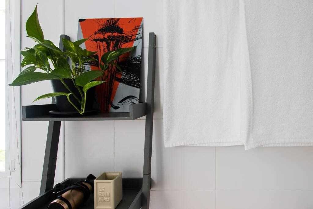 Lujoso Apartamento Con Patio En Triana Sevilla Zewnętrze zdjęcie
