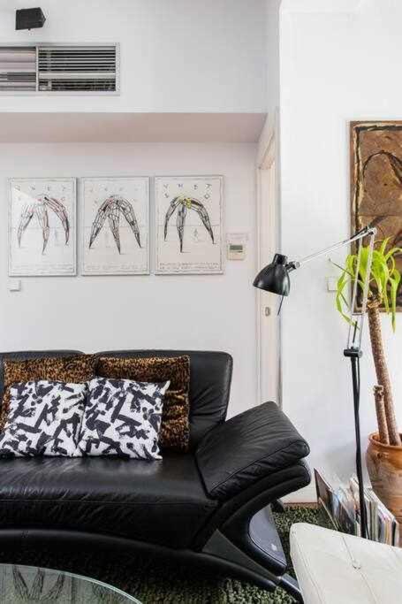 Lujoso Apartamento Con Patio En Triana Sevilla Zewnętrze zdjęcie