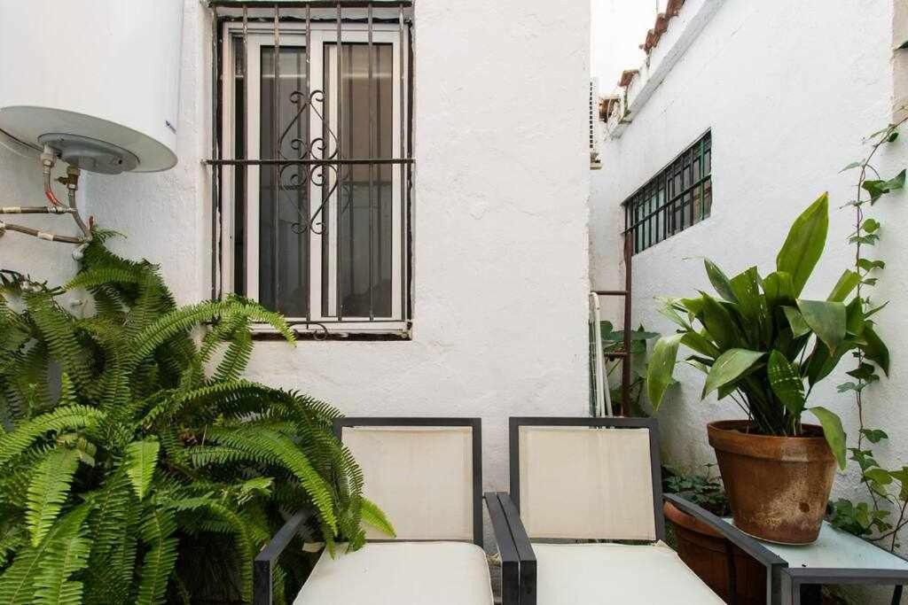 Lujoso Apartamento Con Patio En Triana Sevilla Zewnętrze zdjęcie