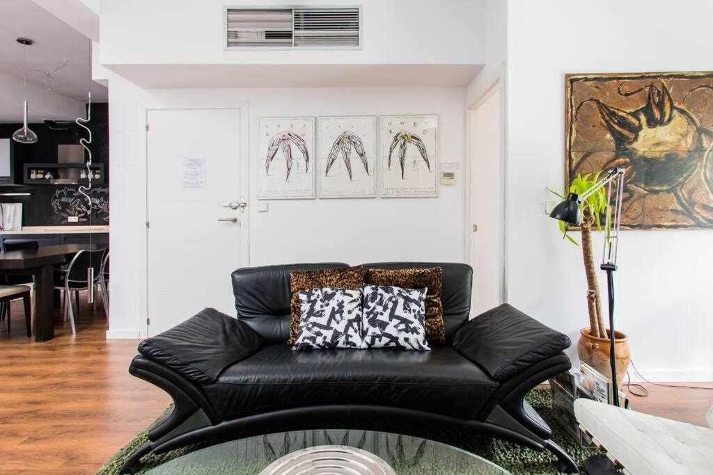 Lujoso Apartamento Con Patio En Triana Sevilla Zewnętrze zdjęcie